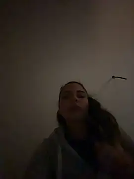 EwaLeee captura da sala ao vivo na Stripchat