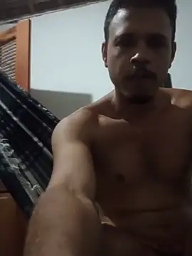 FlavioVera_Cristi снимок онлайн-комнаты на Stripchat
