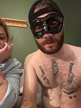 GeceKralicesii live room snapshot on Stripchat