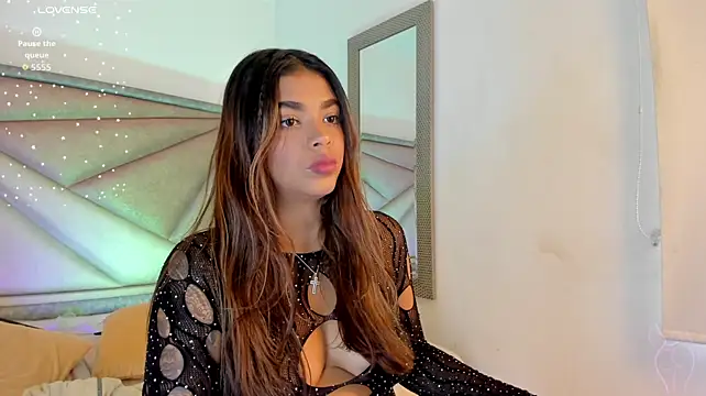 GiaFu captura de la sala en vivo en Stripchat