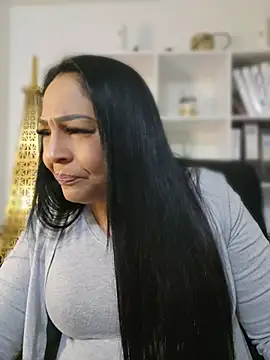 Gina_Myers Momentaufnahme des Live-Raums auf Stripchat