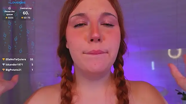 GinnyGingerr Momentaufnahme des Live-Raums auf Stripchat