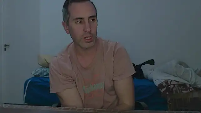 HELL_FIRE Momentaufnahme des Live-Raums auf Stripchat