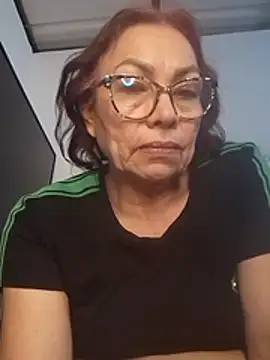 HOT_LATINA20 captura de la sala en vivo en Stripchat