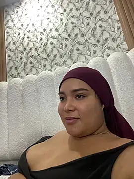 Habi_arabic captura de la sala en vivo en Stripchat