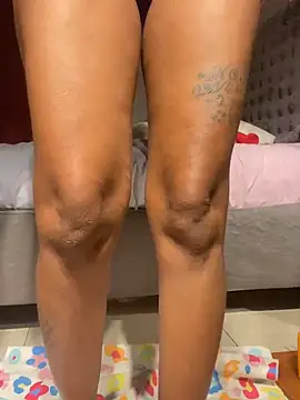 HangwithMiMa Momentaufnahme des Live-Raums auf Stripchat