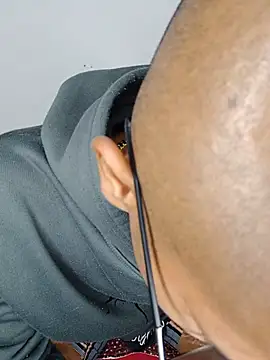 Hard_brown03 Momentaufnahme des Live-Raums auf Stripchat
