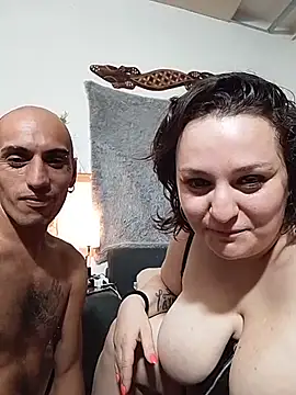 HarleyDevon live room snapshot on Stripchat