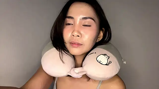 HiediWatkin live room snapshot on Stripchat
