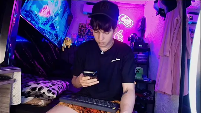 Hiroaki_hot Momentaufnahme des Live-Raums auf Stripchat