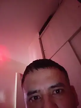 Hola397 Momentaufnahme des Live-Raums auf Stripchat