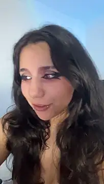 HollyPeachh Momentaufnahme des Live-Raums auf Stripchat