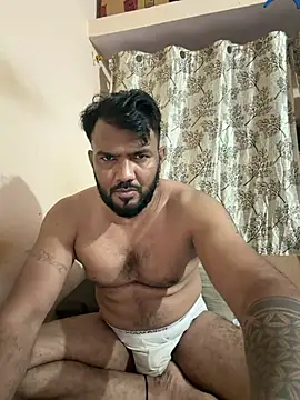 Hulk_ketantop_36 Momentaufnahme des Live-Raums auf Stripchat