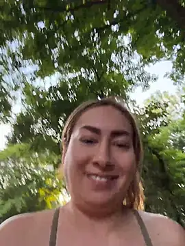 IAmScarlettLove Momentaufnahme des Live-Raums auf Stripchat