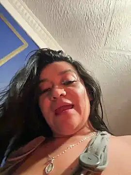 Indira_Nahali1 Momentaufnahme des Live-Raums auf Stripchat