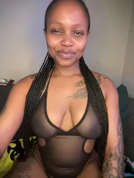 InkLady444 momentopname van live room op Stripchat