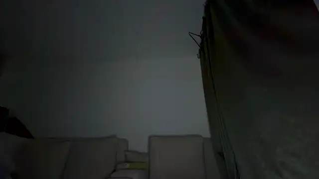 Irinanovnahs снимок онлайн-комнаты на Stripchat