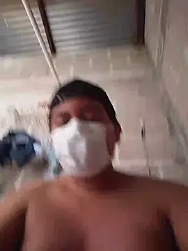 Isaii678 live room snapshot on Stripchat