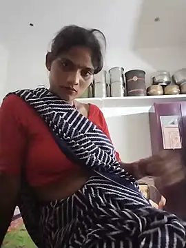 Ishani_sharmaa Momentaufnahme des Live-Raums auf Stripchat