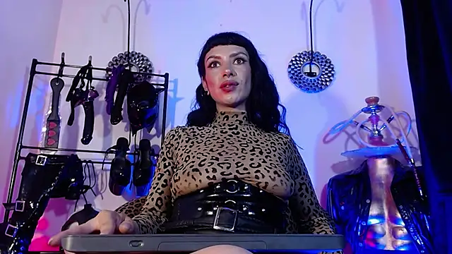 IvannaBlake captura de la sala en vivo en Stripchat
