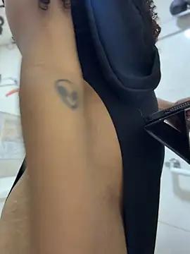 IvoryLady Momentaufnahme des Live-Raums auf Stripchat