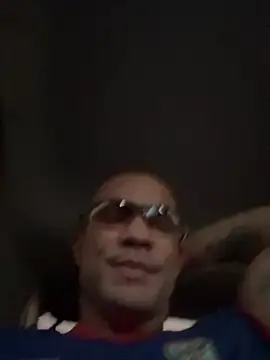 JUDSONMUFAZA live room snapshot on Stripchat