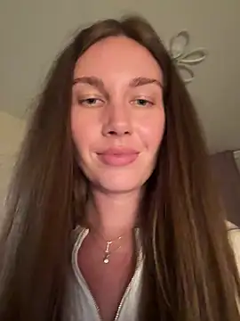 JasminJames live room snapshot on Stripchat