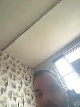 JayJay99 Momentaufnahme des Live-Raums auf Stripchat