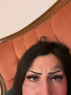 JeyJeyDiamond666 momentopname van live room op Stripchat