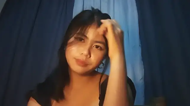JinaRyun снимок онлайн-комнаты на Stripchat
