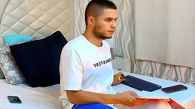 Joaho_Fernandez Momentaufnahme des Live-Raums auf Stripchat