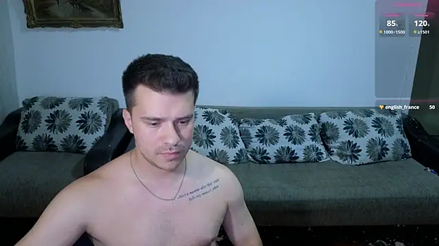 JohnnyStepBro live room snapshot on Stripchat