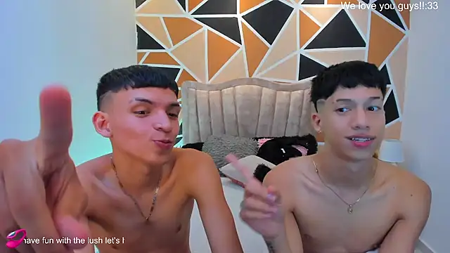 Juan_Nd_Steven live room snapshot on Stripchat