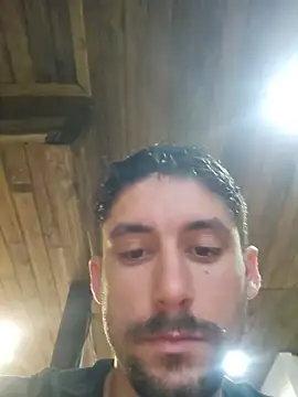 Juansilvajr captura de la sala en vivo en Stripchat