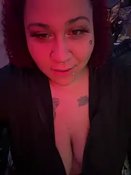 Juicyjordie Momentaufnahme des Live-Raums auf Stripchat
