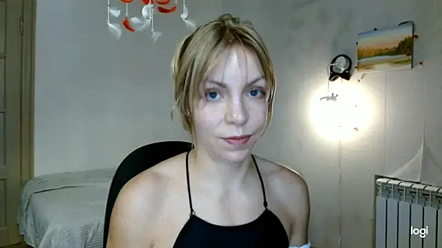 JuliagGladkikh Momentaufnahme des Live-Raums auf Stripchat