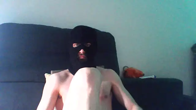 KaelNox live room snapshot on Stripchat