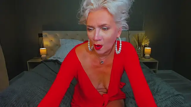 Karlen-Griessis live room snapshot on Stripchat
