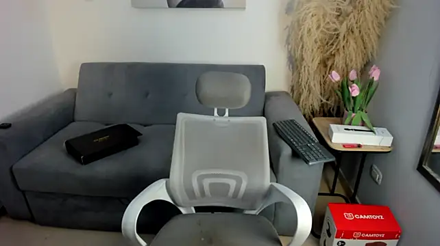 KateOwens_ captura de la sala en vivo en Stripchat