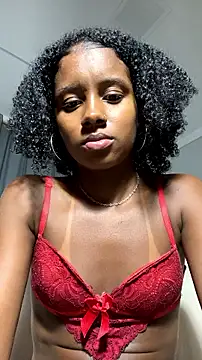 Ketpimentinha09 Momentaufnahme des Live-Raums auf Stripchat