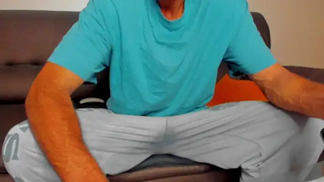 KingAura8 captura de la sala en vivo en Stripchat