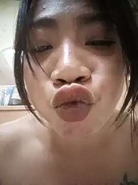 KinkyKit_May live room snapshot on Stripchat