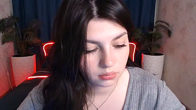 KisaModel live room snapshot on Stripchat