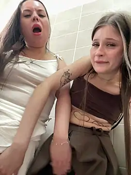 KnockKnock- Momentaufnahme des Live-Raums auf Stripchat