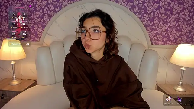 Kore_Springg live room snapshot on Stripchat