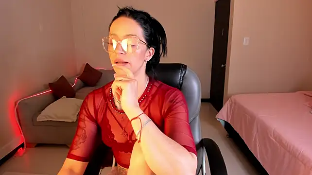 Kristen_Garner Momentaufnahme des Live-Raums auf Stripchat