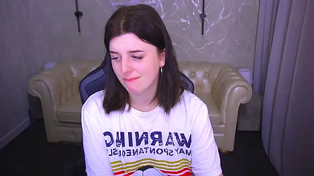 KristiFoxy Momentaufnahme des Live-Raums auf Stripchat