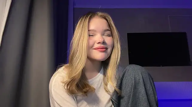 KrystinaBelgard momentopname van live room op Stripchat