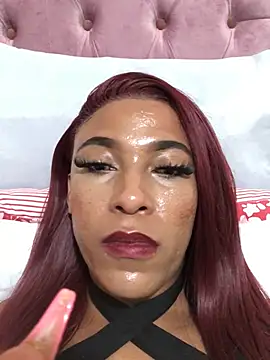 Kylie_Hairy_Bbc Momentaufnahme des Live-Raums auf Stripchat