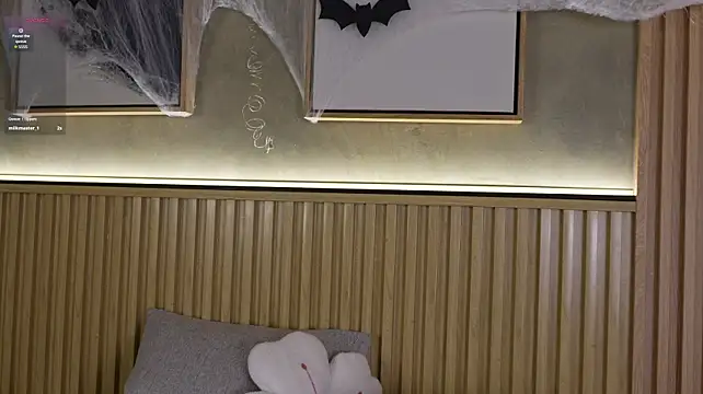 Lana_Lann снимок онлайн-комнаты на Stripchat